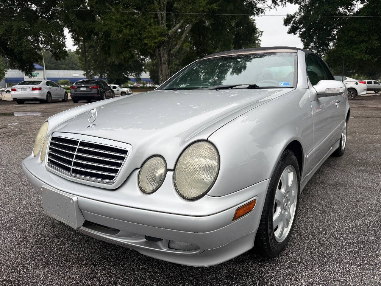 Used 2002 Mercedes-Benz CLK 320 Cabriolet image 3