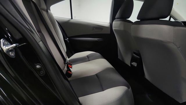 Used 2025 Toyota Corolla LE image 19