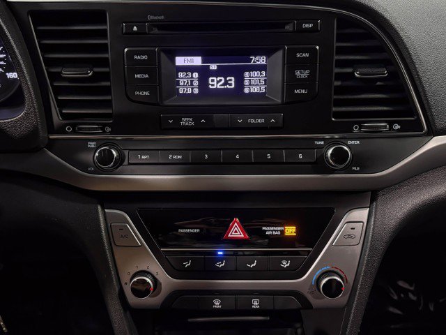 Used 2018 Hyundai Elantra SE w/ Cargo Package image 22