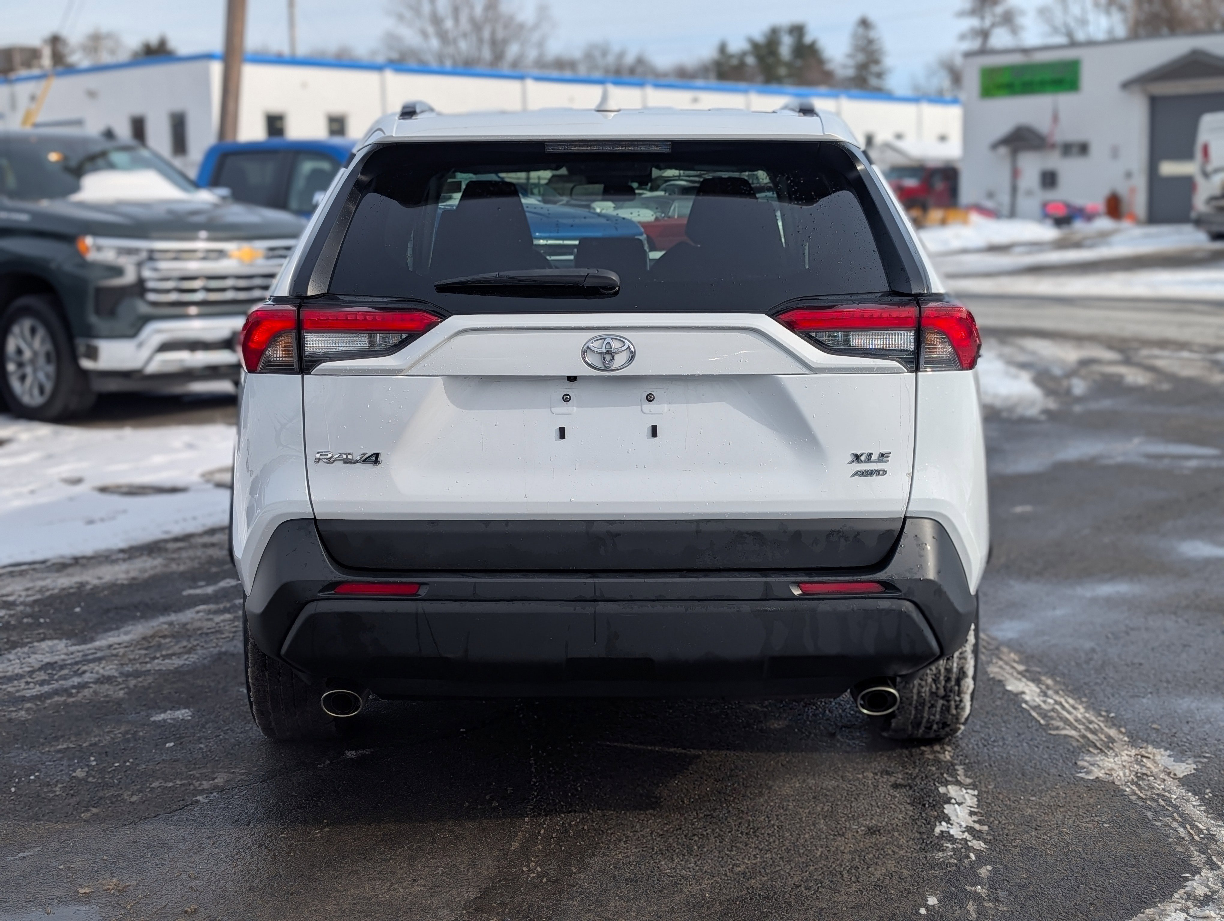 Used 2023 Toyota RAV4 XLE image 10