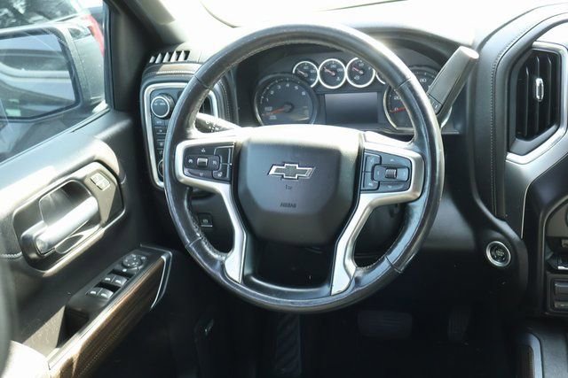 Used 2020 Chevrolet Silverado 1500 LT Trail Boss AWD/4WD image 8