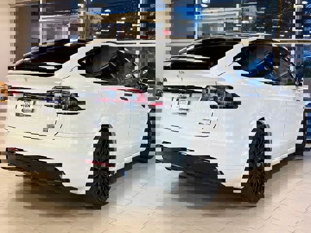 Used 2022 Tesla Model X Plaid image 13