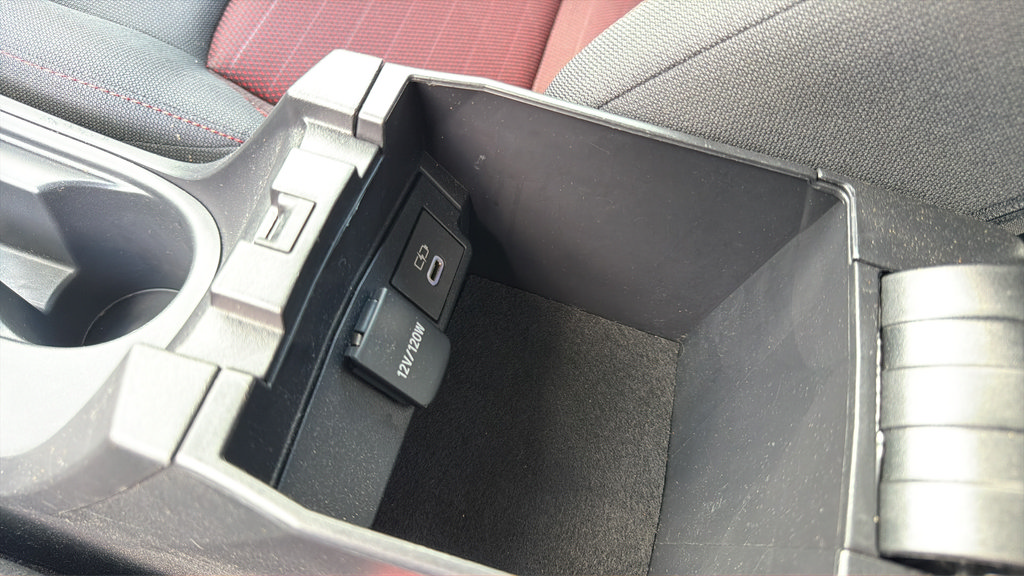 Used 2026 Toyota Corolla SE FWD image 26