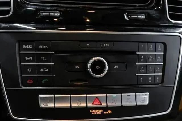Used 2018 Mercedes-Benz GLS 450 4MATIC w/ Premium Package image 37