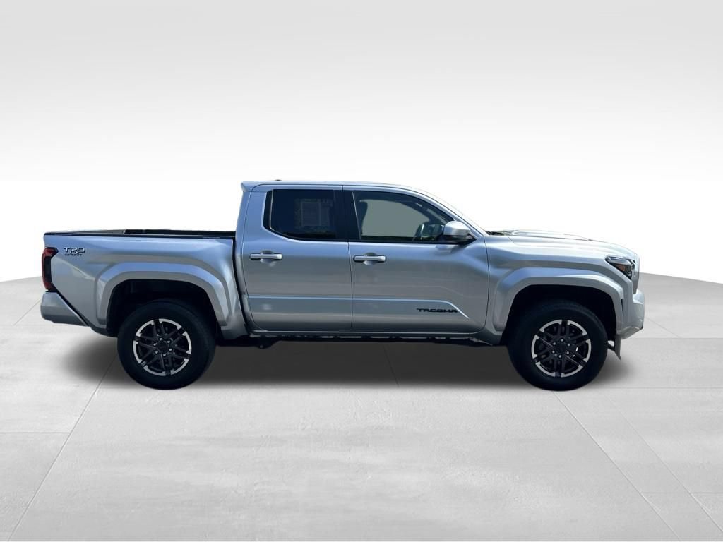 Certified 2024 Toyota Tacoma TRD Sport AWD/4WD image 6