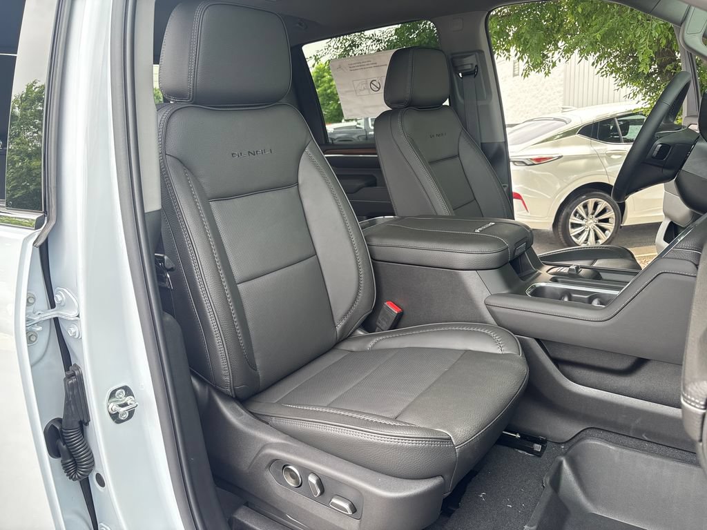 New 2026 GMC Sierra 2500 Denali w/ Denali Reserve Package AWD/4WD image 56