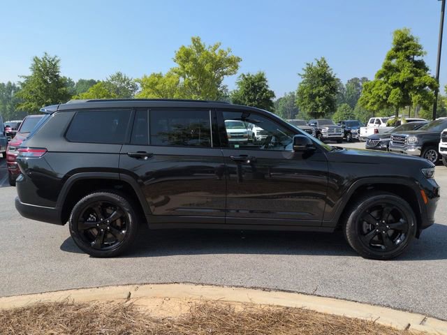 Certified 2024 Jeep Grand Cherokee L Limited w/ Black Appearance Package RWD image 3