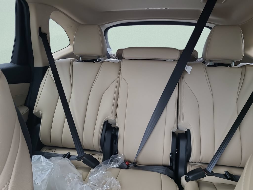New 2026 Acura MDX SH-AWD image 10