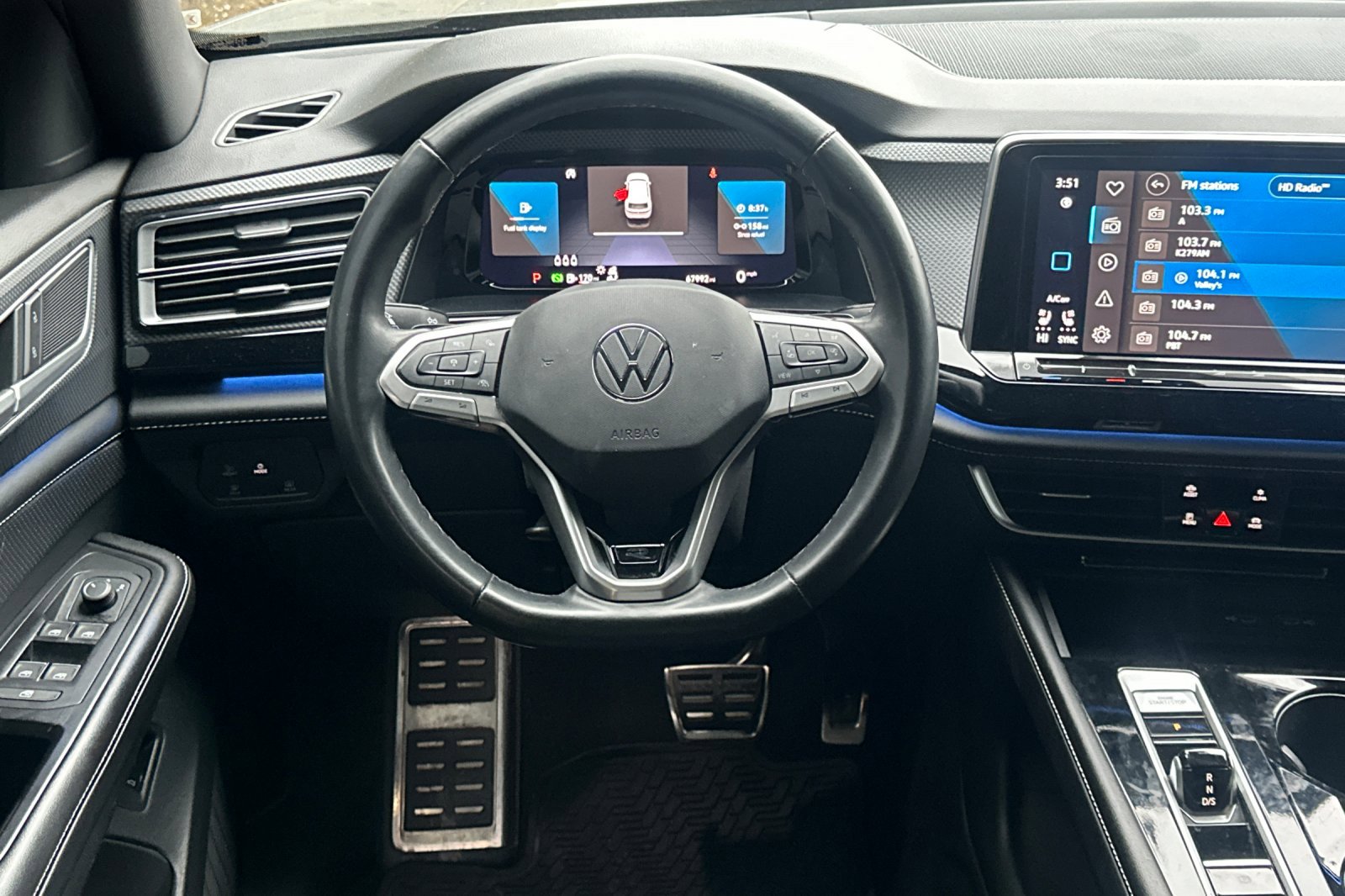 Used 2024 Volkswagen Atlas Cross Sport SEL R-Line image 14