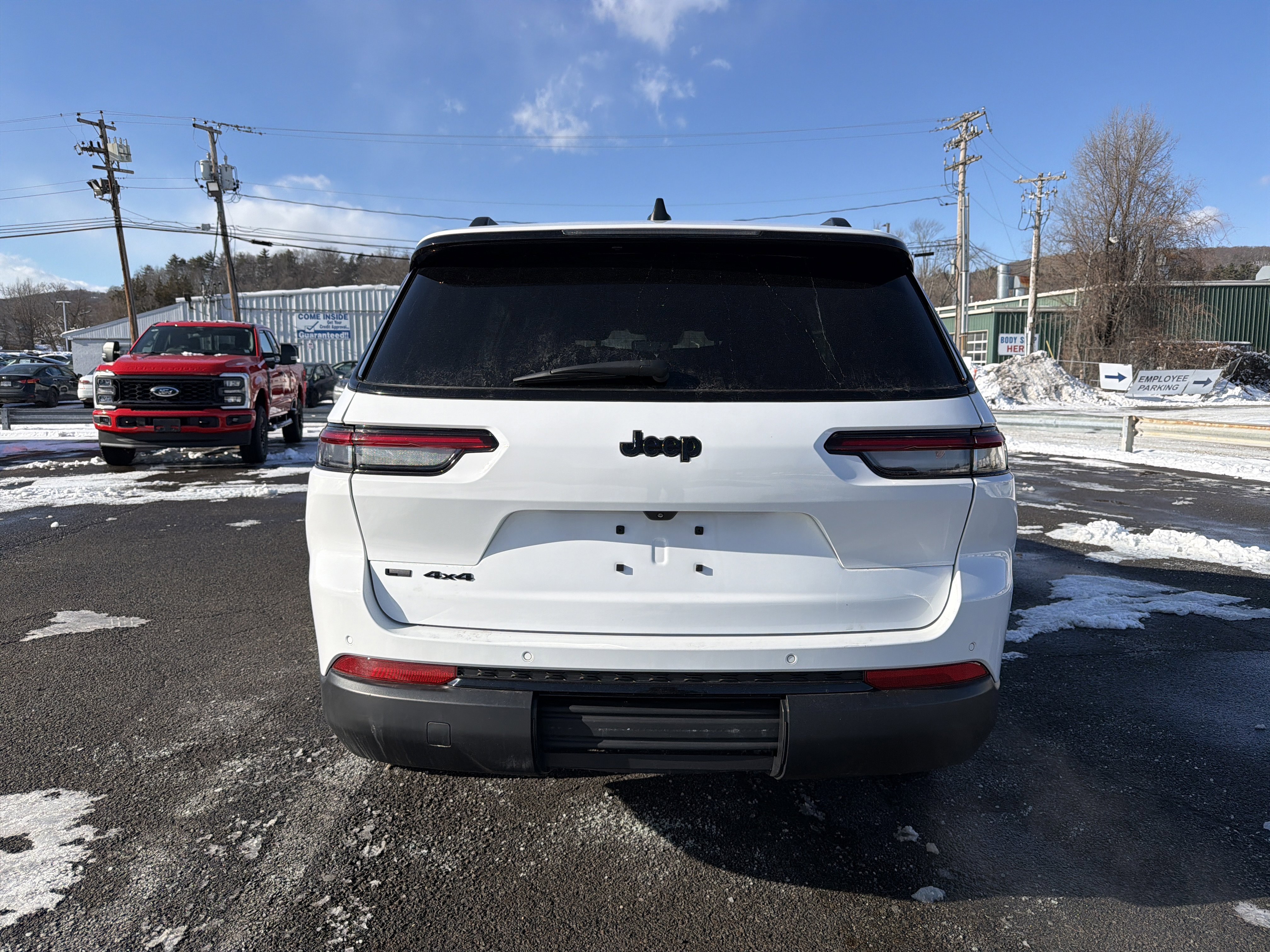 Used 2023 Jeep Grand Cherokee L Laredo image 7