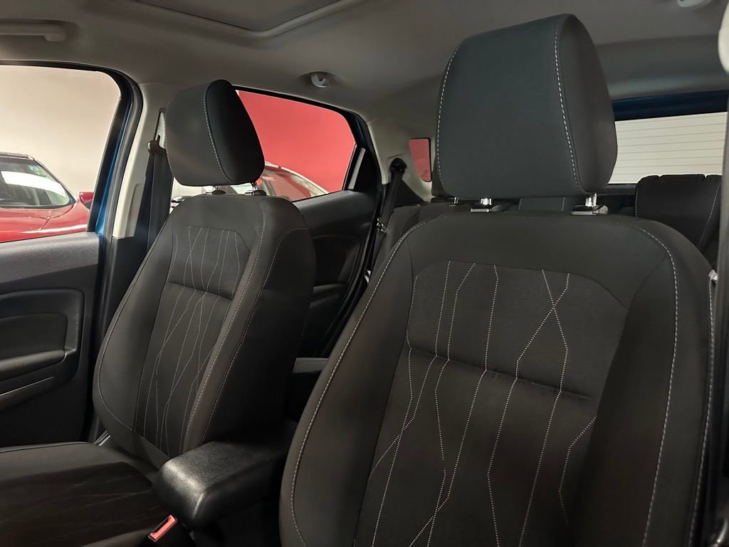 Used 2018 Ford EcoSport SE w/ SE Convenience Package image 16