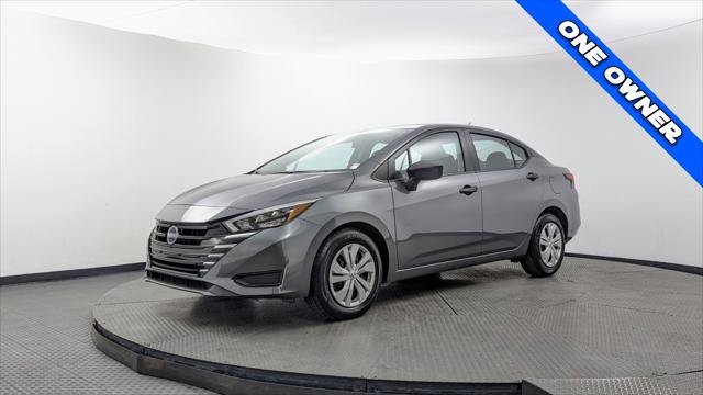 Used 2025 Nissan Versa S FWD image 2