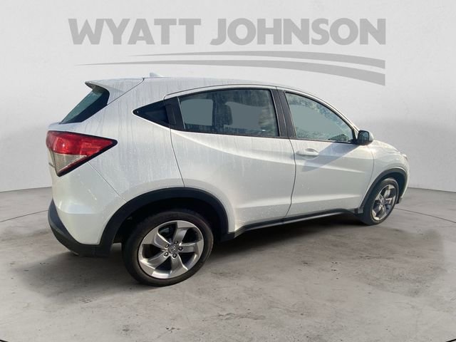 Used 2019 Honda HR-V LX image 10