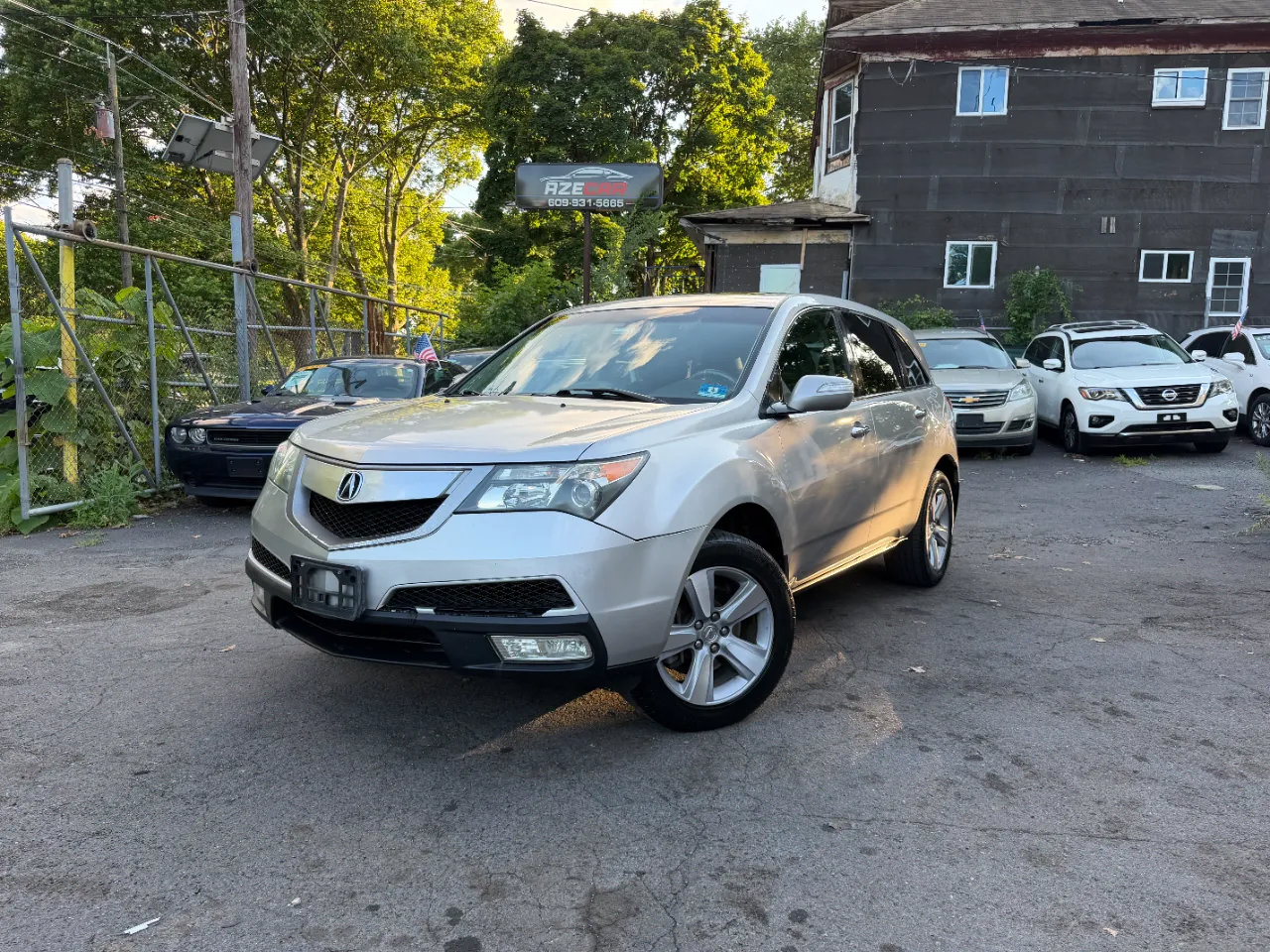 Used 2011 Acura MDX w/ Technology Package AWD/4WD image 2