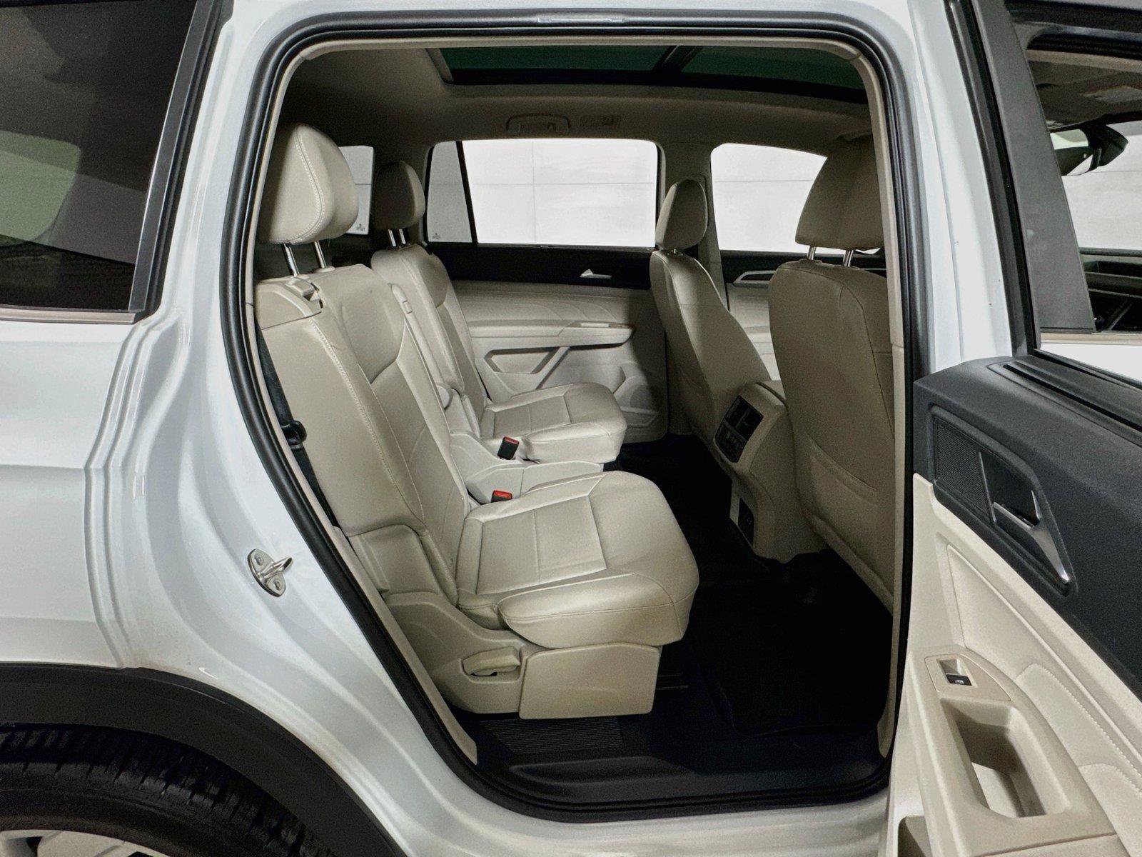 Used 2021 Volkswagen Atlas SE w/ Panoramic Sunroof Package FWD image 27