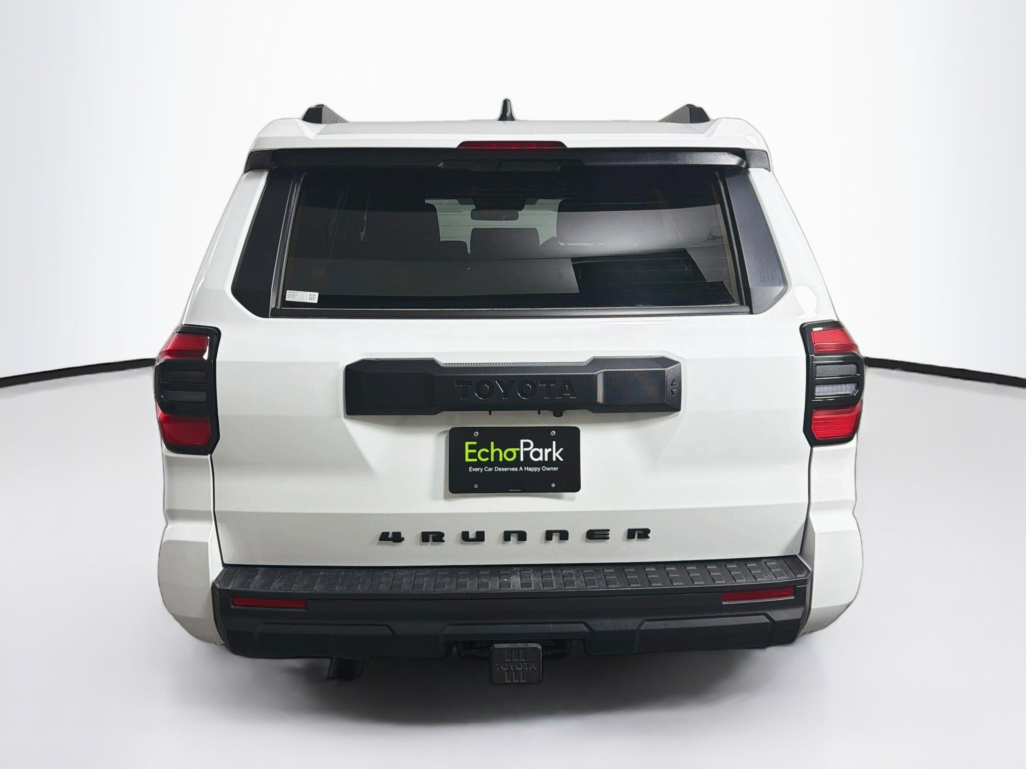 Used 2025 Toyota 4Runner SR5 AWD/4WD image 7