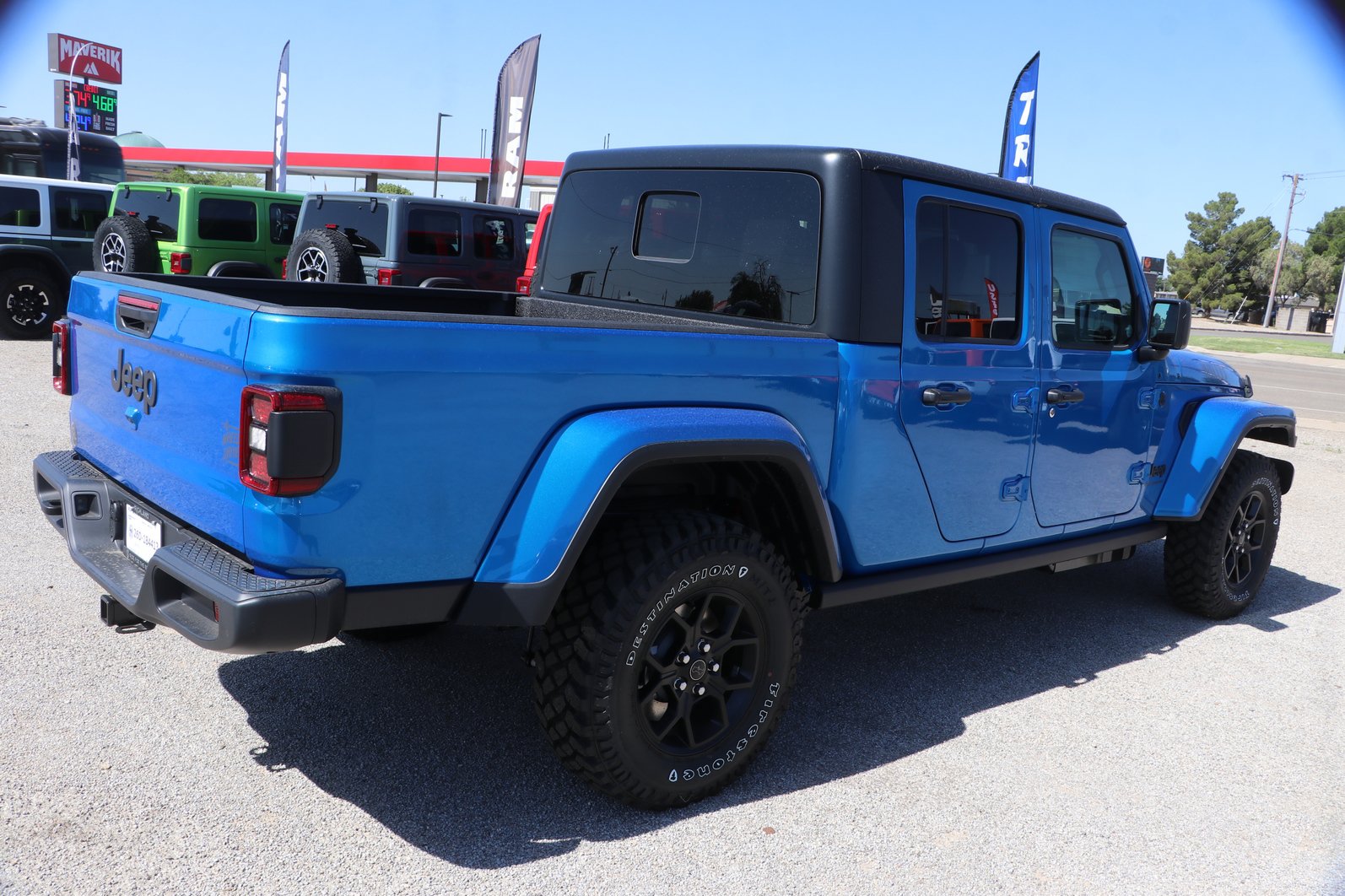 New 2026 Jeep Gladiator Mojave AWD/4WD image 7