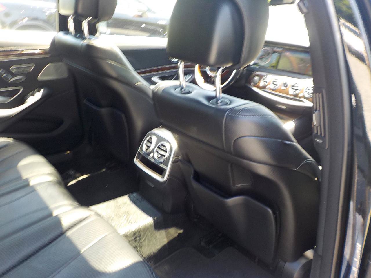 Used 2017 Mercedes-Benz S 550 4MATIC Sedan image 37