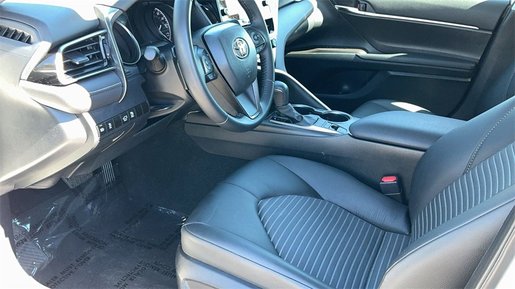 Used 2024 Toyota Camry SE w/ Audio Upgrade Package image 7