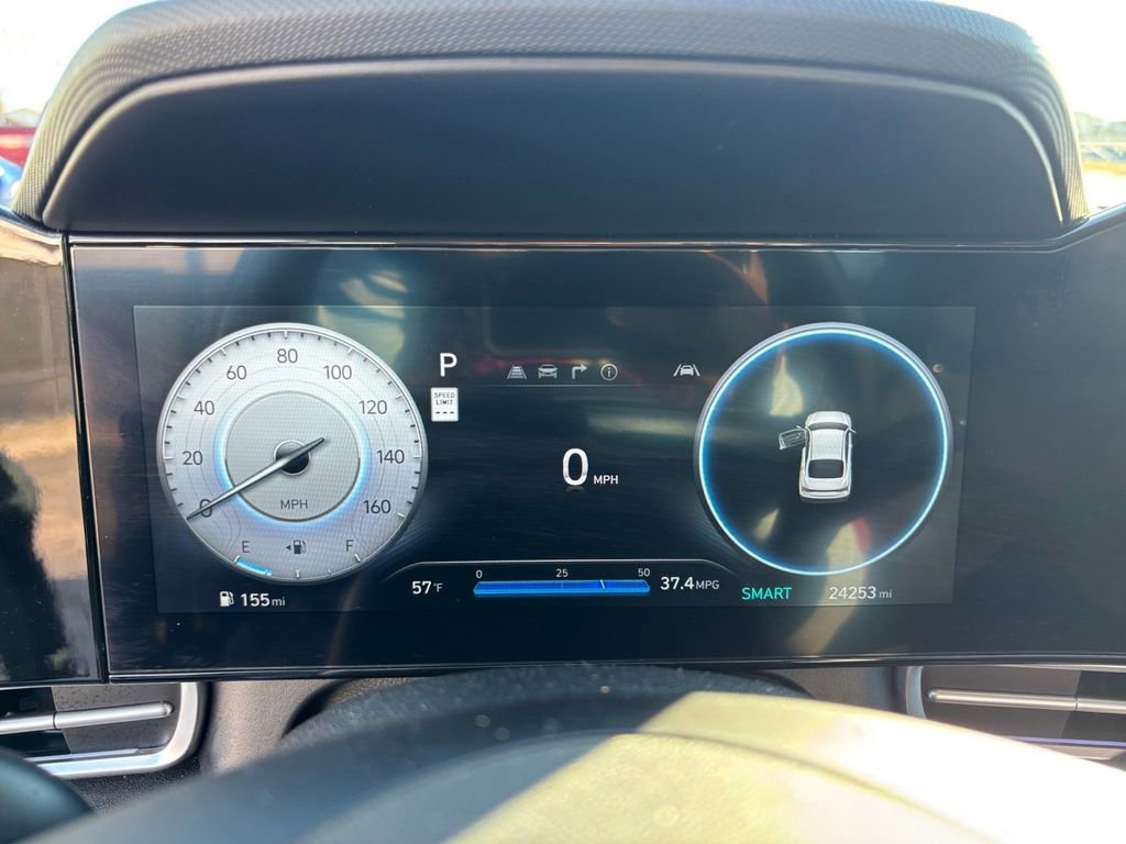 Used 2024 Hyundai Elantra SEL w/ Convenience Package image 19