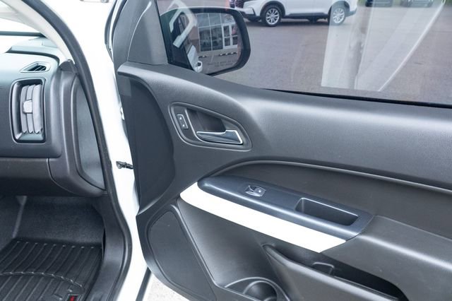 Used 2020 Chevrolet Colorado LT RWD image 45
