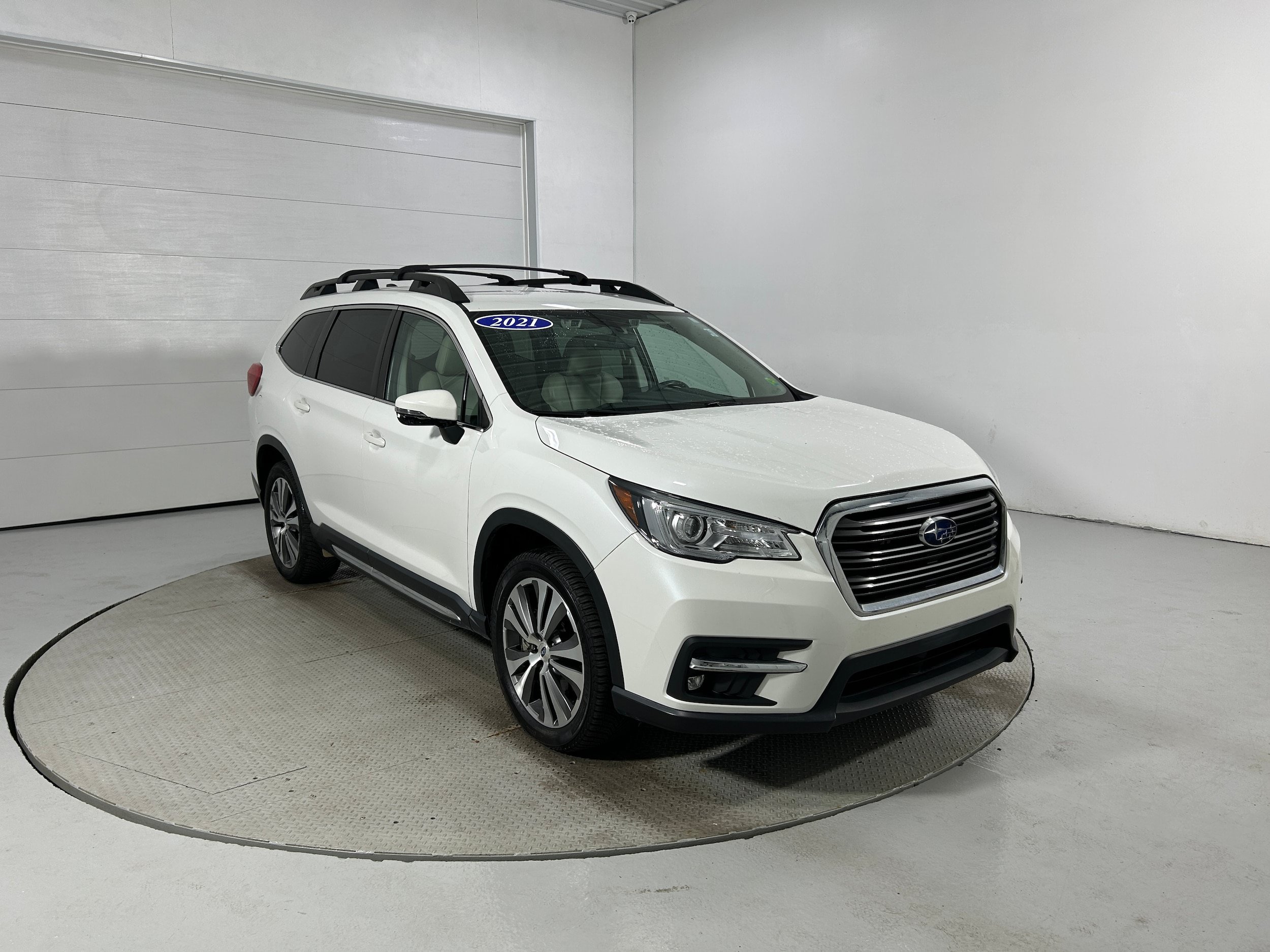 Used 2021 Subaru Ascent Limited w/ Popular Package #4 AWD/4WD image 3