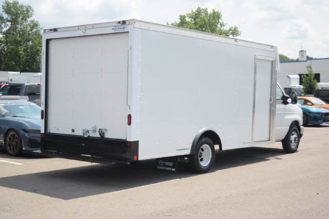 New 2027 Ford E-350 and Econoline 350 Super Duty w/ Power Equipment Group RWD image 21