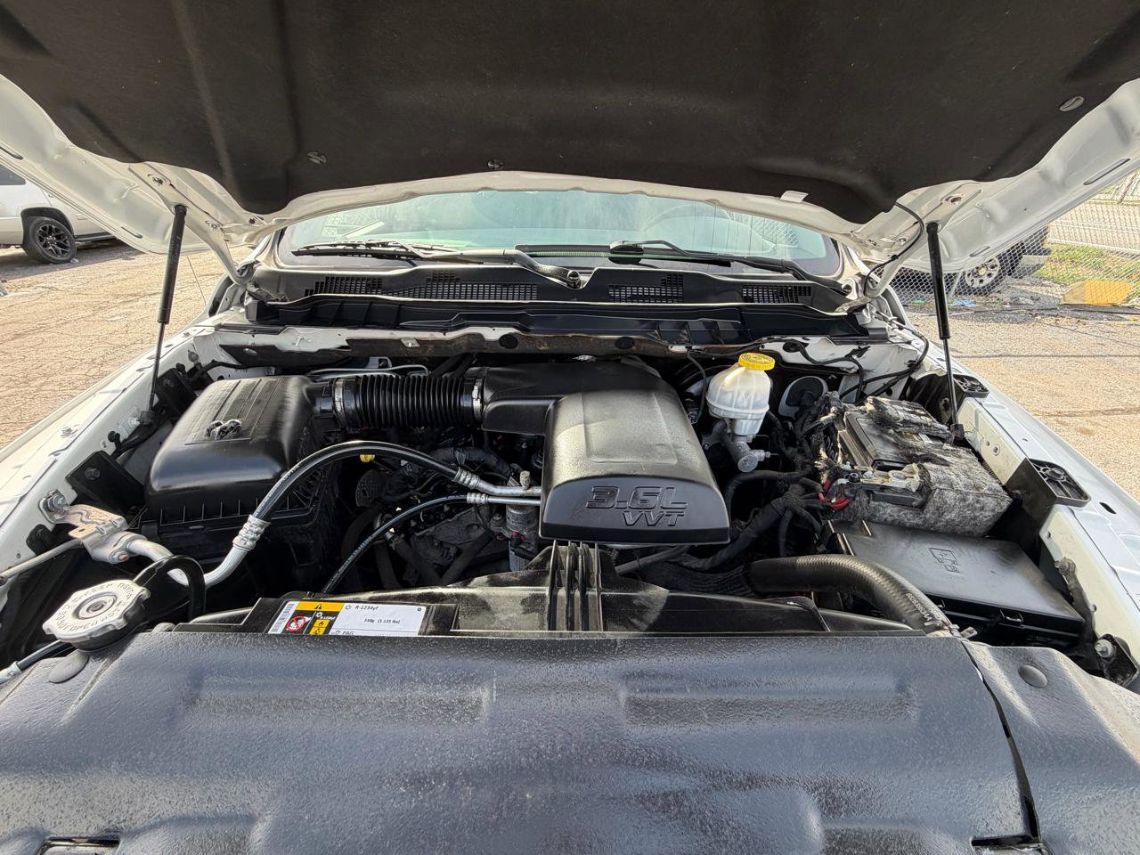 Used 2013 Chrysler 300 C image 37