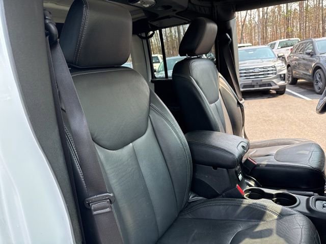 Used 2018 Jeep Wrangler Unlimited Altitude image 13