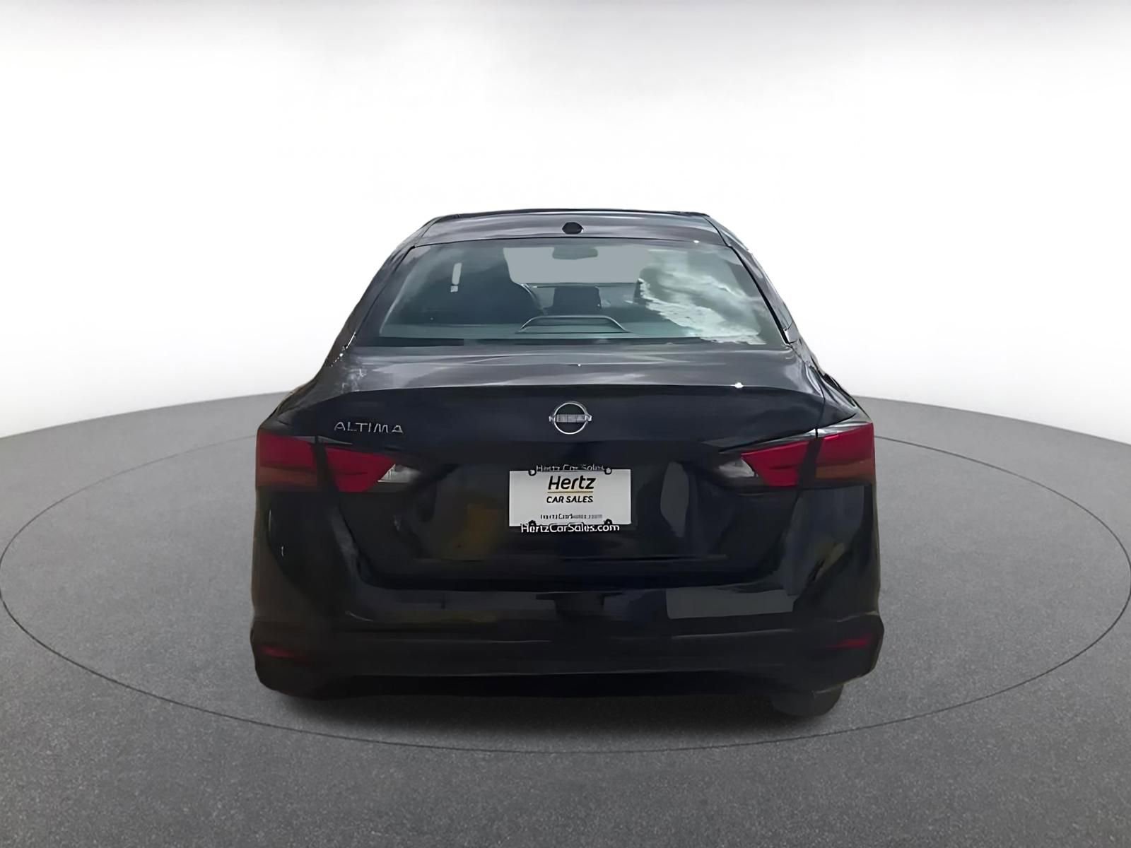 Used 2025 Nissan Altima 2.5 SV image 12