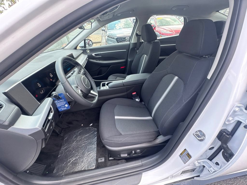 New 2026 Hyundai Sonata SEL FWD image 13