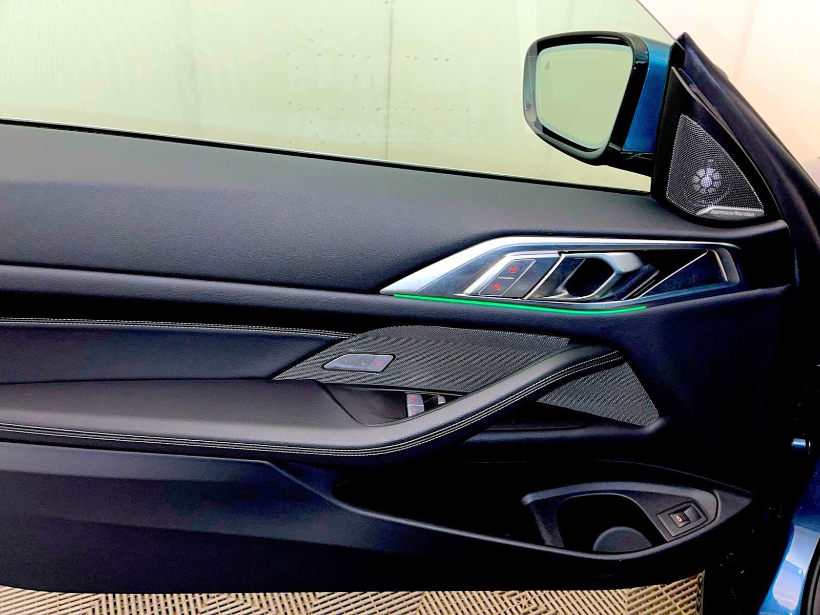 Used 2025 BMW 430i xDrive Coupe w/ Convenience Package image 11