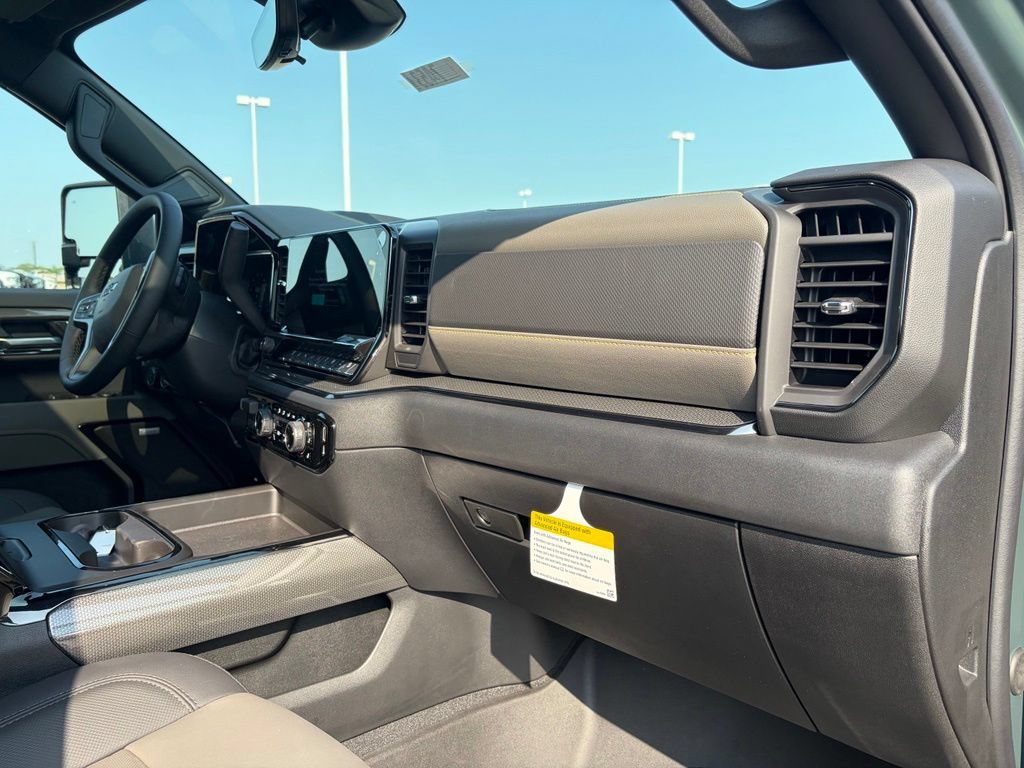 New 2026 Chevrolet Silverado 2500 ZR2 AWD/4WD image 18