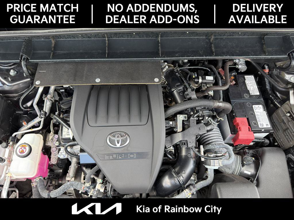 Used 2024 Toyota Highlander XLE FWD image 25