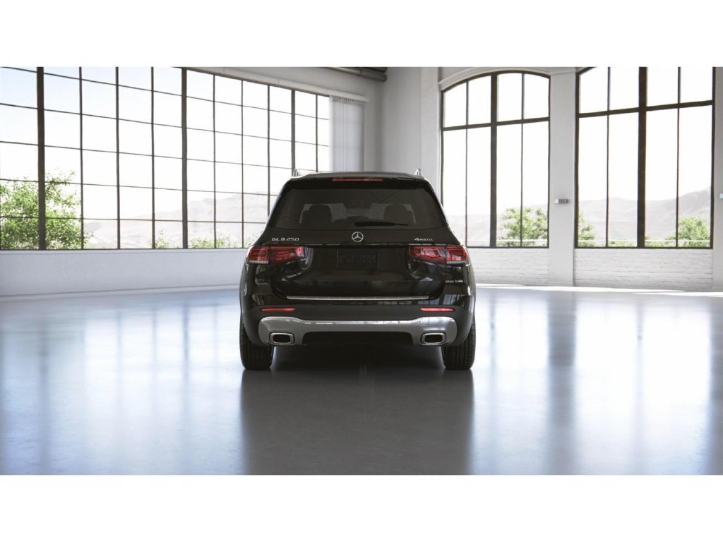 Used 2022 Mercedes-Benz GLB 250 4MATIC image 26