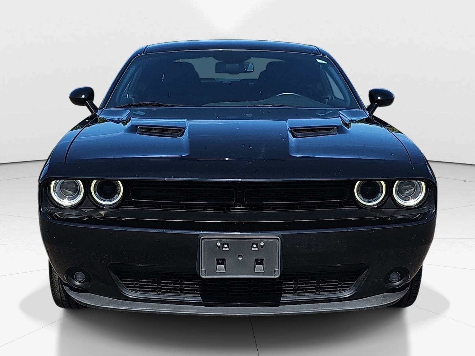 Used 2020 Dodge Challenger SXT w/ Blacktop Package RWD image 9