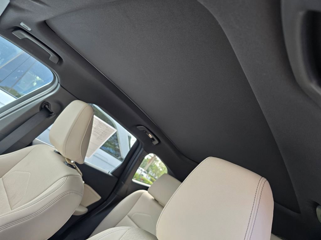 Certified 2023 BMW X1 xDrive28i w/ Premium Package image 12