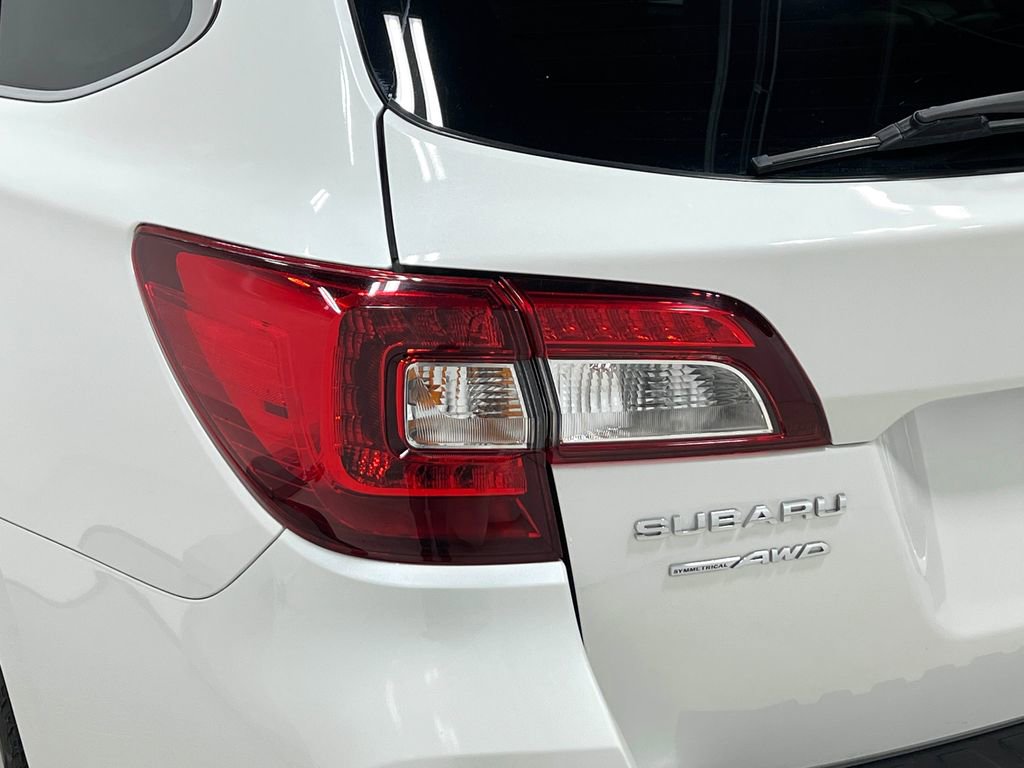 Used 2017 Subaru Outback 2.5i Limited image 36
