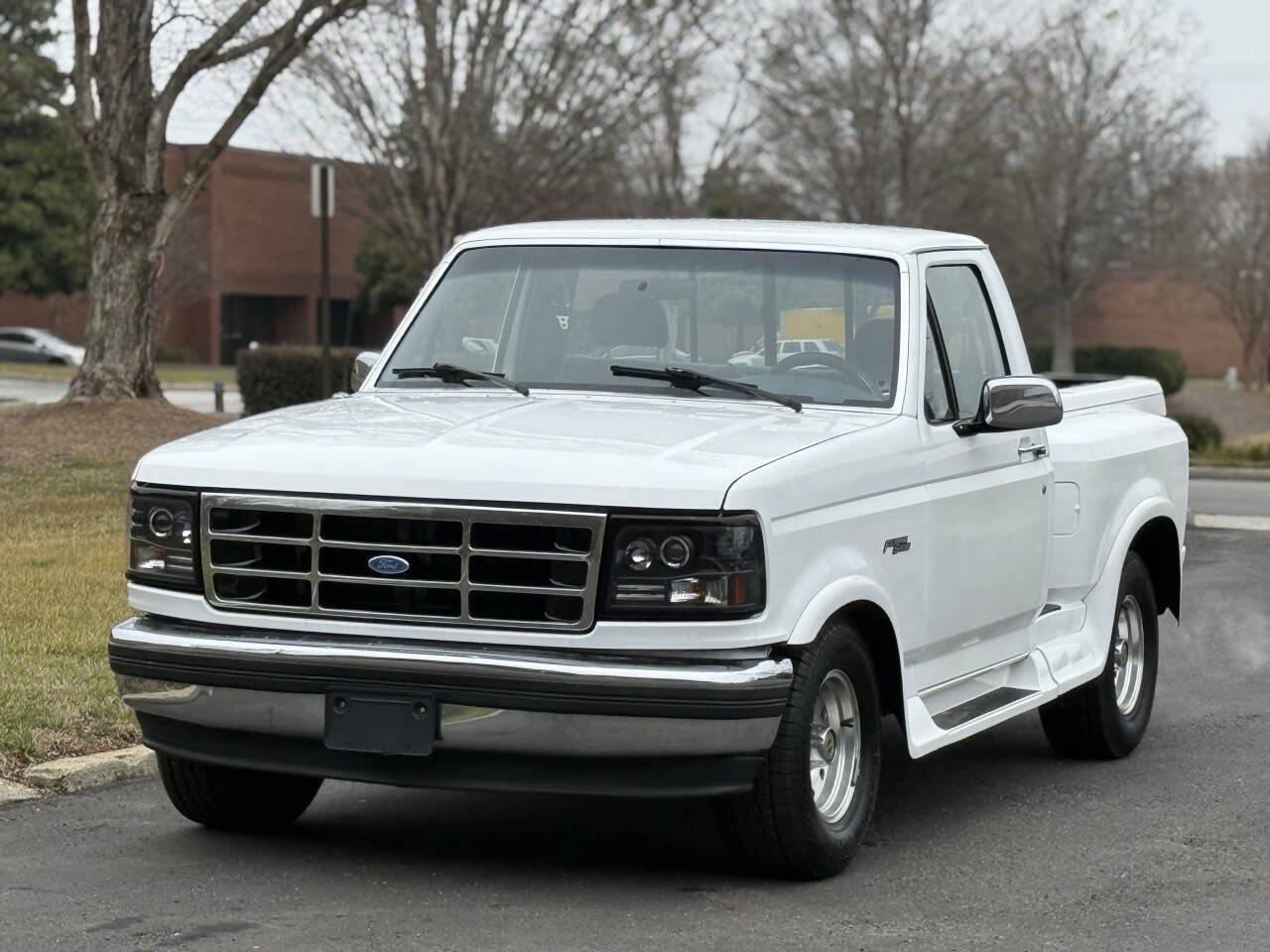 Used 1994 Ford F150 XL RWD image 2