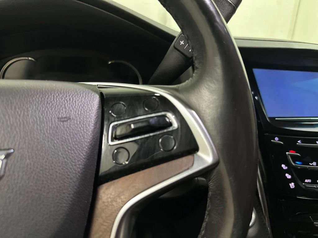 Used 2018 Cadillac Escalade ESV Premium Luxury RWD image 42