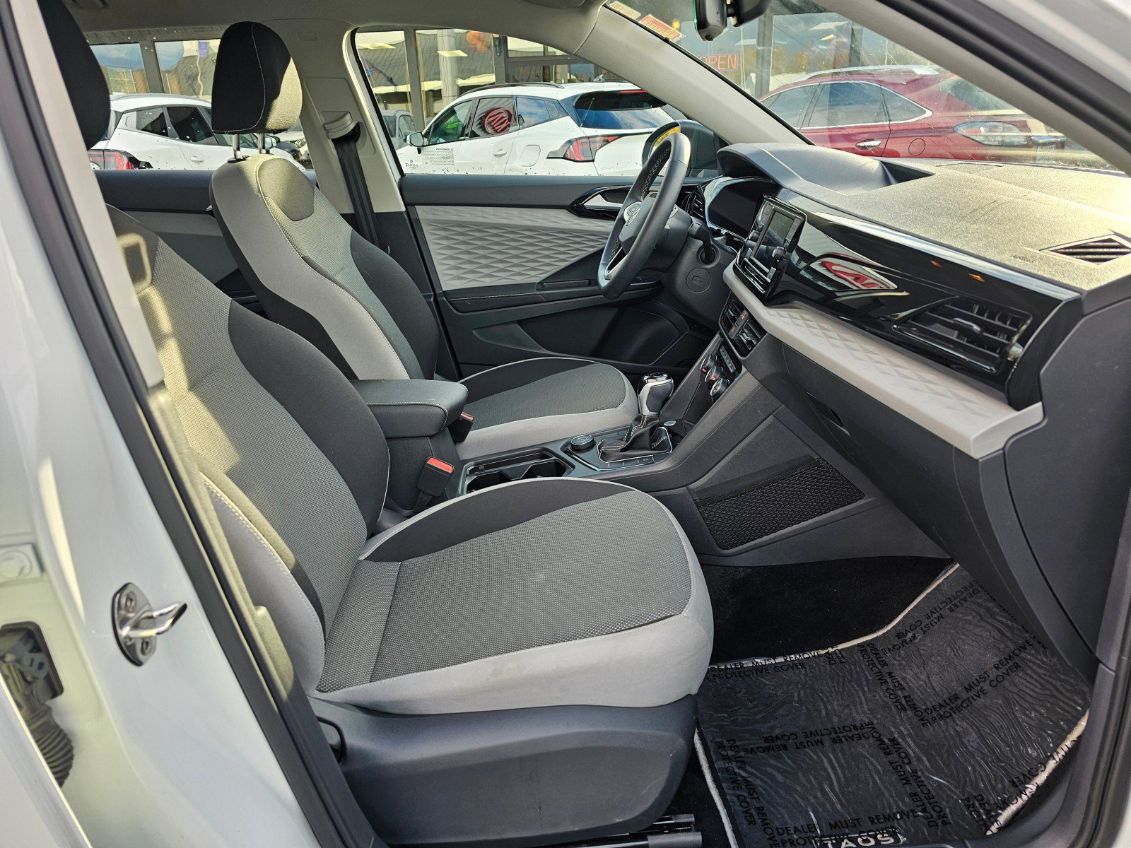 Used 2024 Volkswagen Taos S image 12