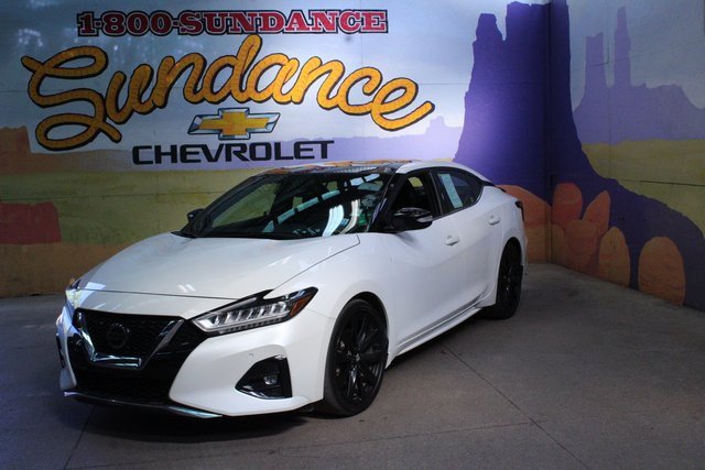 Used 2020 Nissan Maxima SR image 2