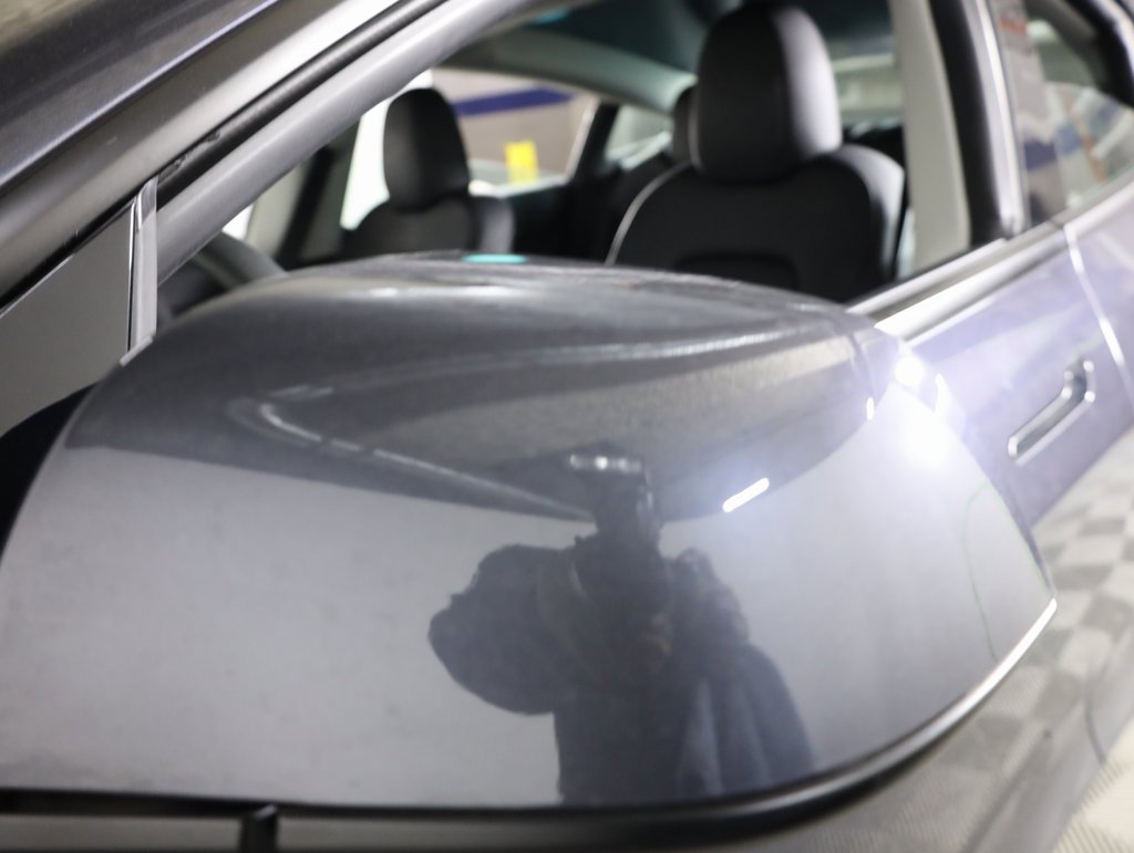 Used 2023 Tesla Model 3 Standard Range image 47