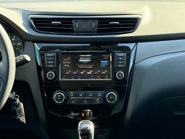 Used 2020 Nissan Rogue Sport S image 15