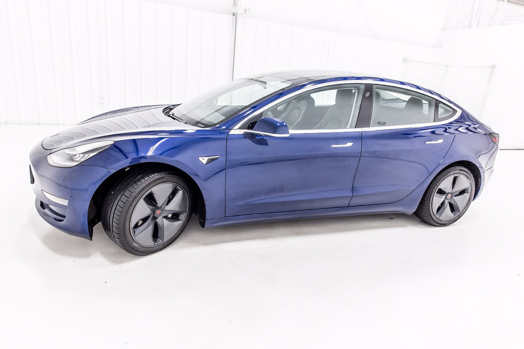 Used 2020 Tesla Model 3 Standard Range Plus RWD image 3