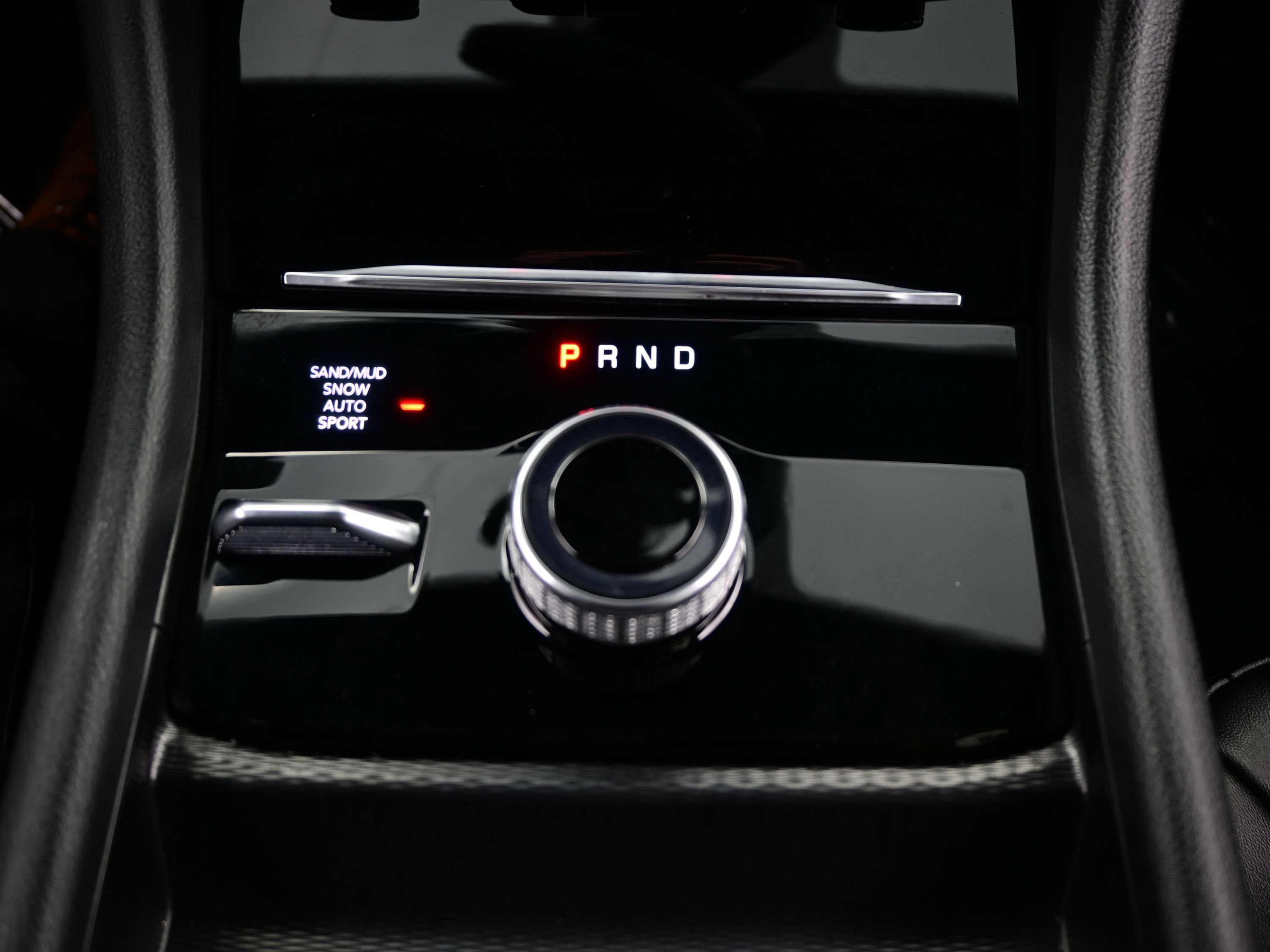 Used 2025 Jeep Grand Cherokee L Limited AWD/4WD image 23