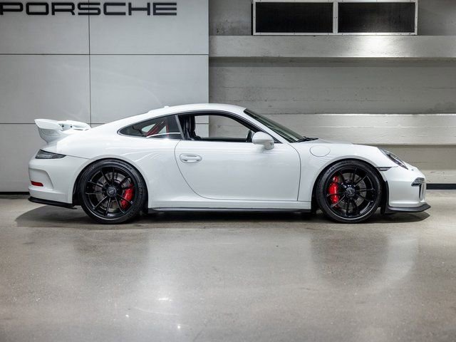 Used 2015 Porsche 911 GT3 w/ Carbon Interior Package RWD image 14