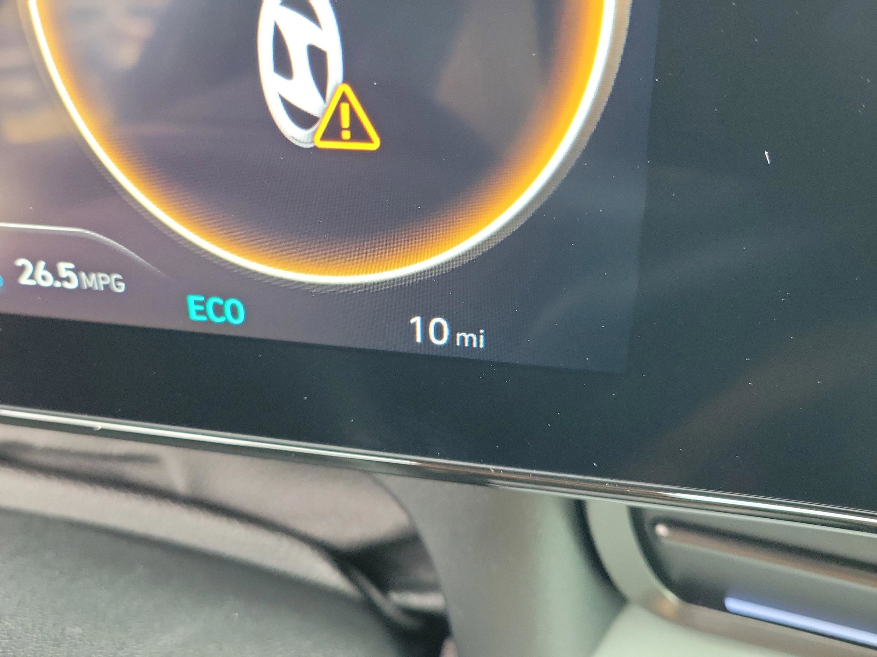 New 2026 Hyundai Elantra Limited image 18