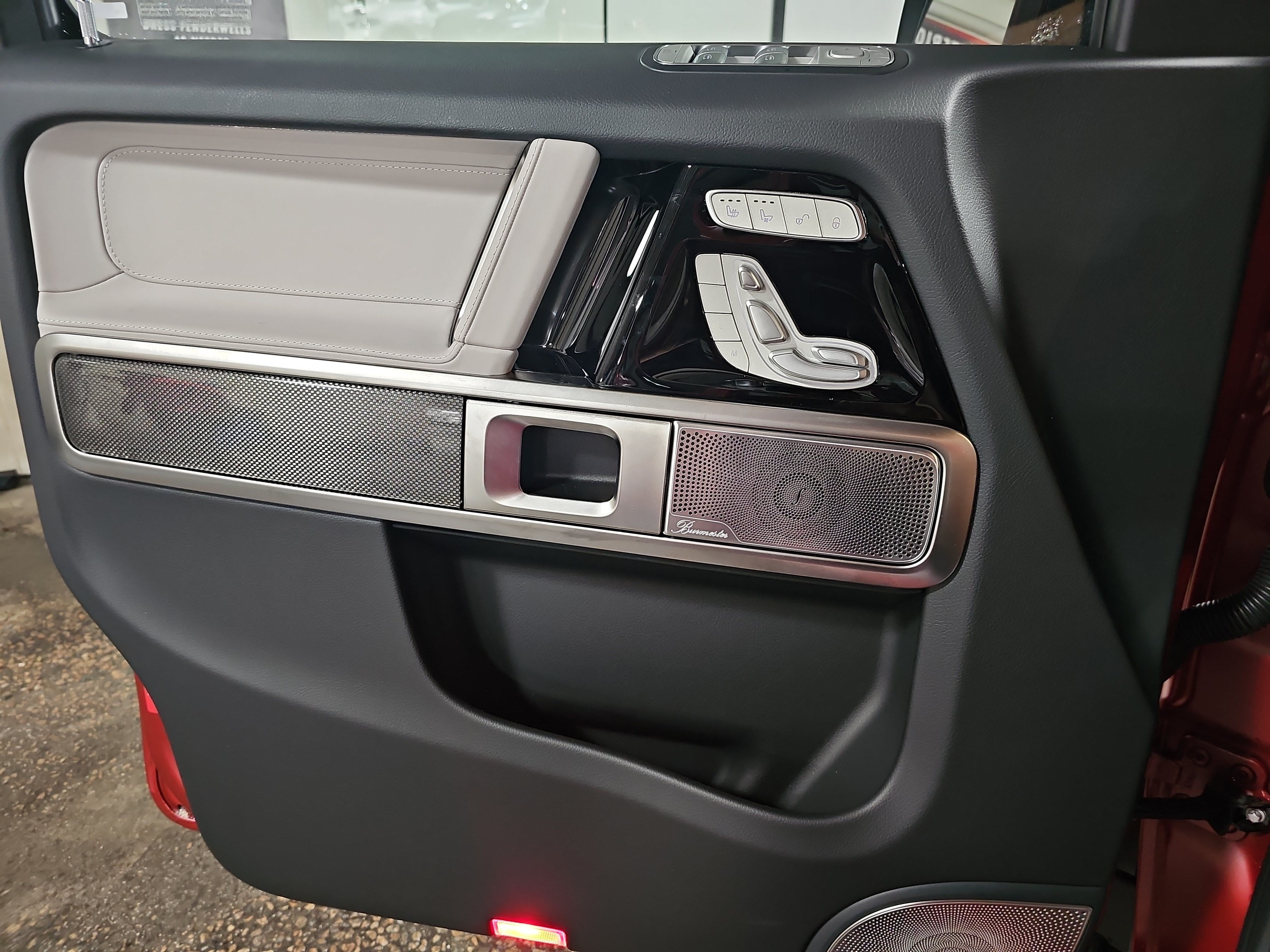New 2027 Mercedes-Benz G 580 e image 27