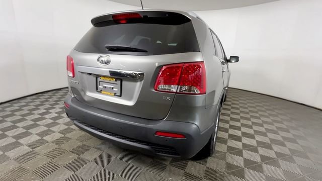 Used 2011 Kia Sorento EX w/ Premium Pkg AWD/4WD image 5